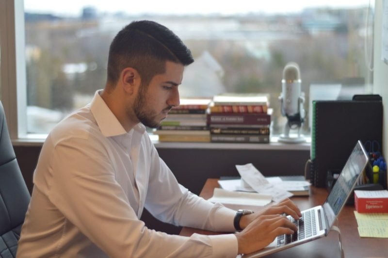 You are currently viewing Armin Shafee – Scale And Get Clients Download
